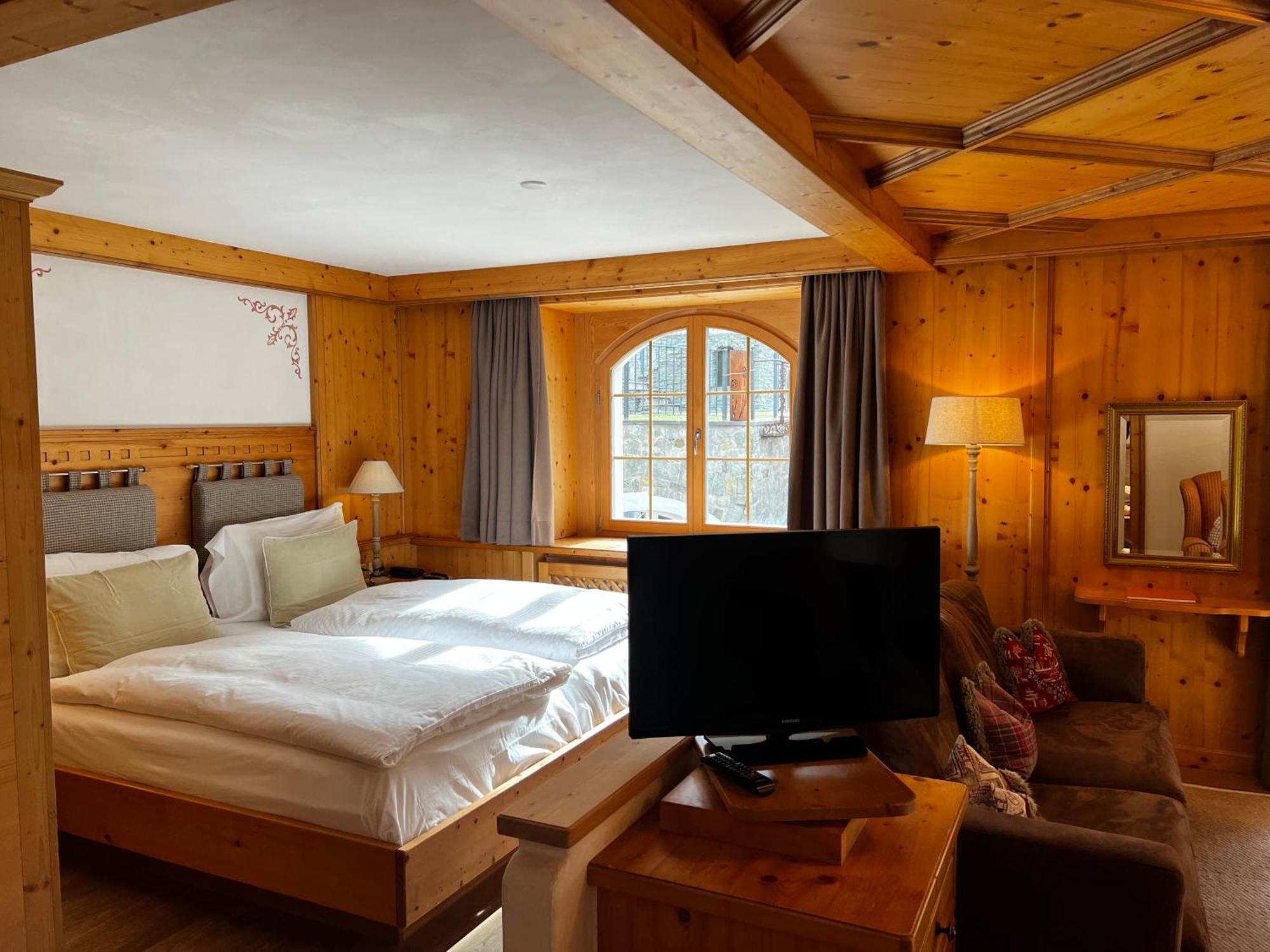 Hotel Berghof Церматт Экстерьер фото